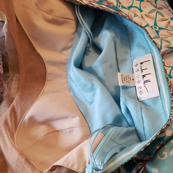 Nicole Miller beaded halter silk formal dress sz. - Picture 6 of 8